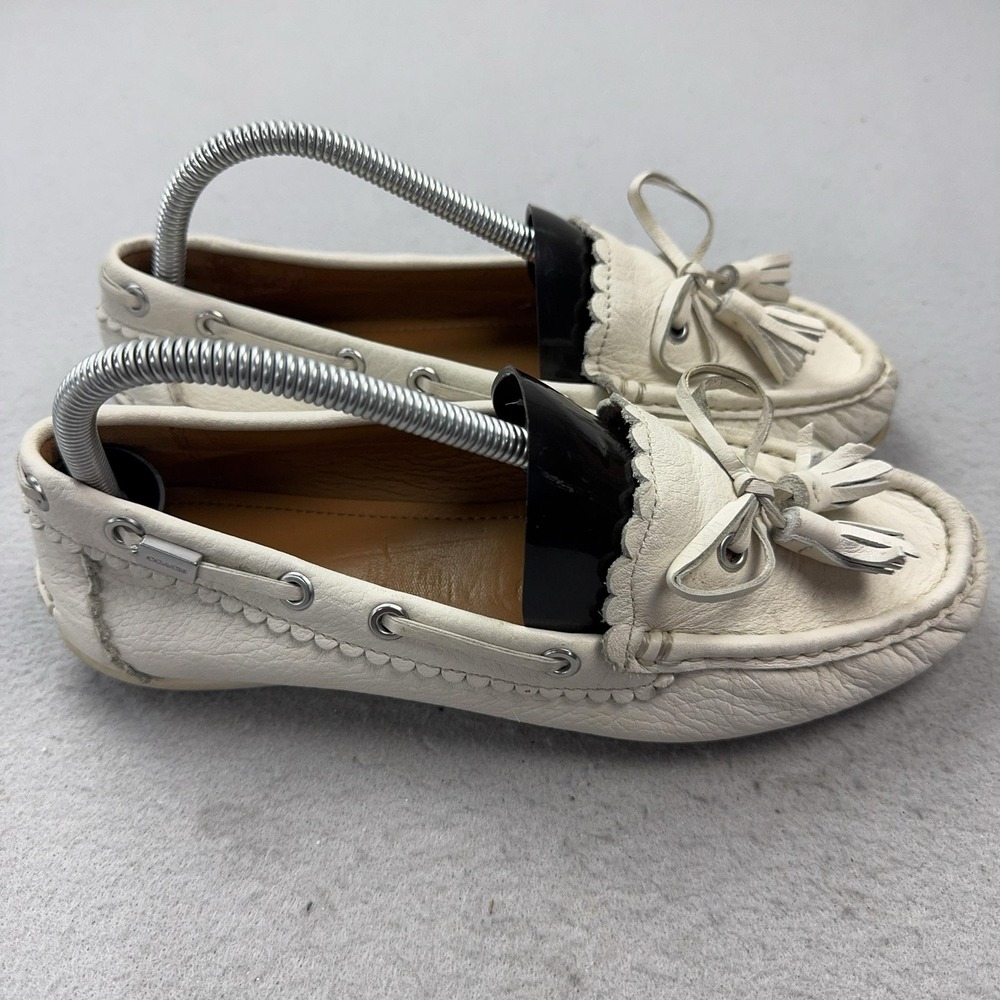 Coach Shoes Womens Size 8 White Leather Olympia Tassel Moccasins Flats Driving
